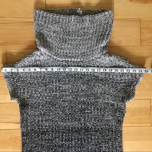 Dex short sleeve turtleneck knit dress - Picture 5 of 10